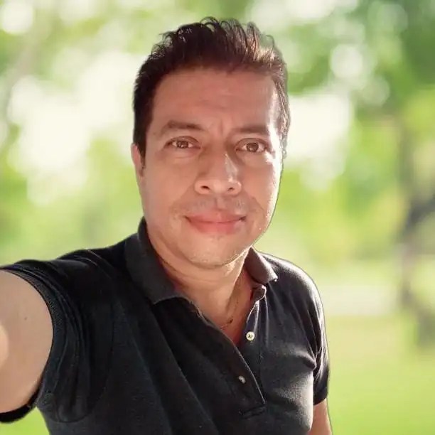 Doctor-Enrique-Constantino