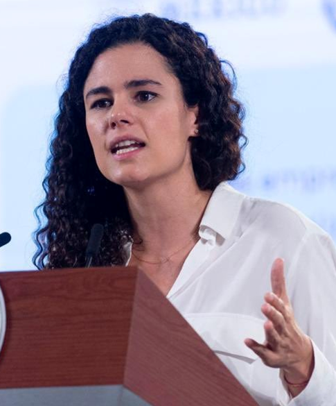 Secretaria_Luisa_Alcalde_23_de_Abril_de_2020_(cropped)